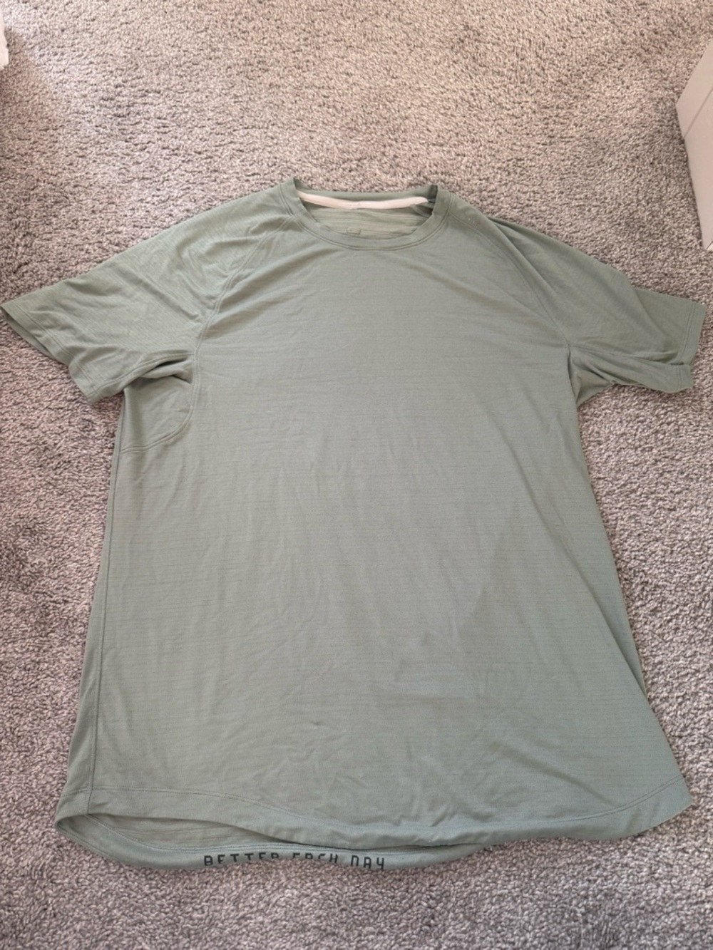 lululemon athletica Men's Sage Green Short Sleeve Crew